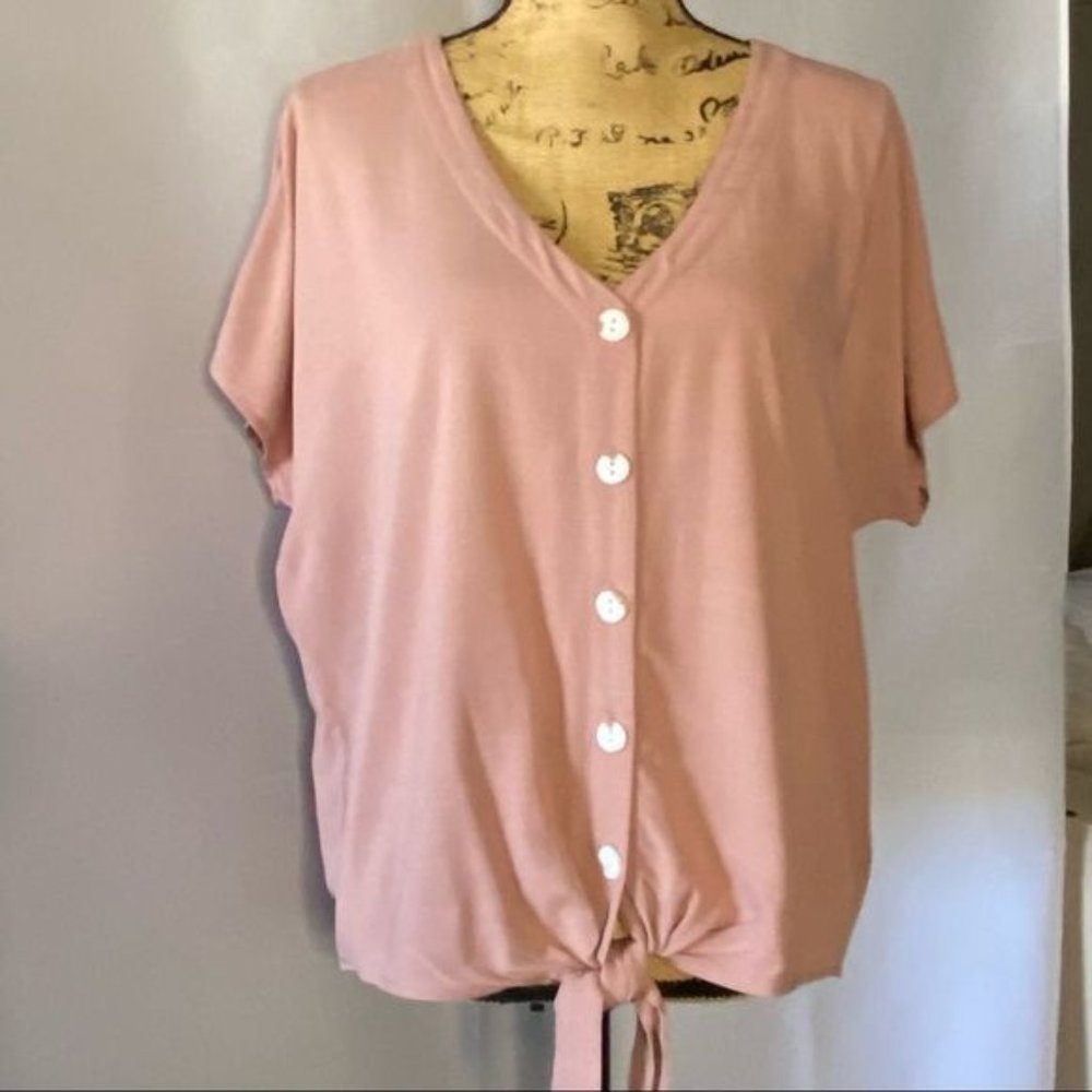 UNIVERSAL THREAD Pink Tie Front Top/Blouse NWT